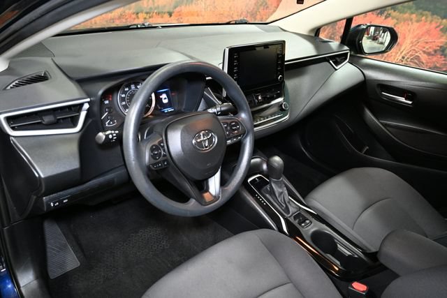 Used 2020 Toyota Corolla LE w/ LE Premium Package FWD image 20