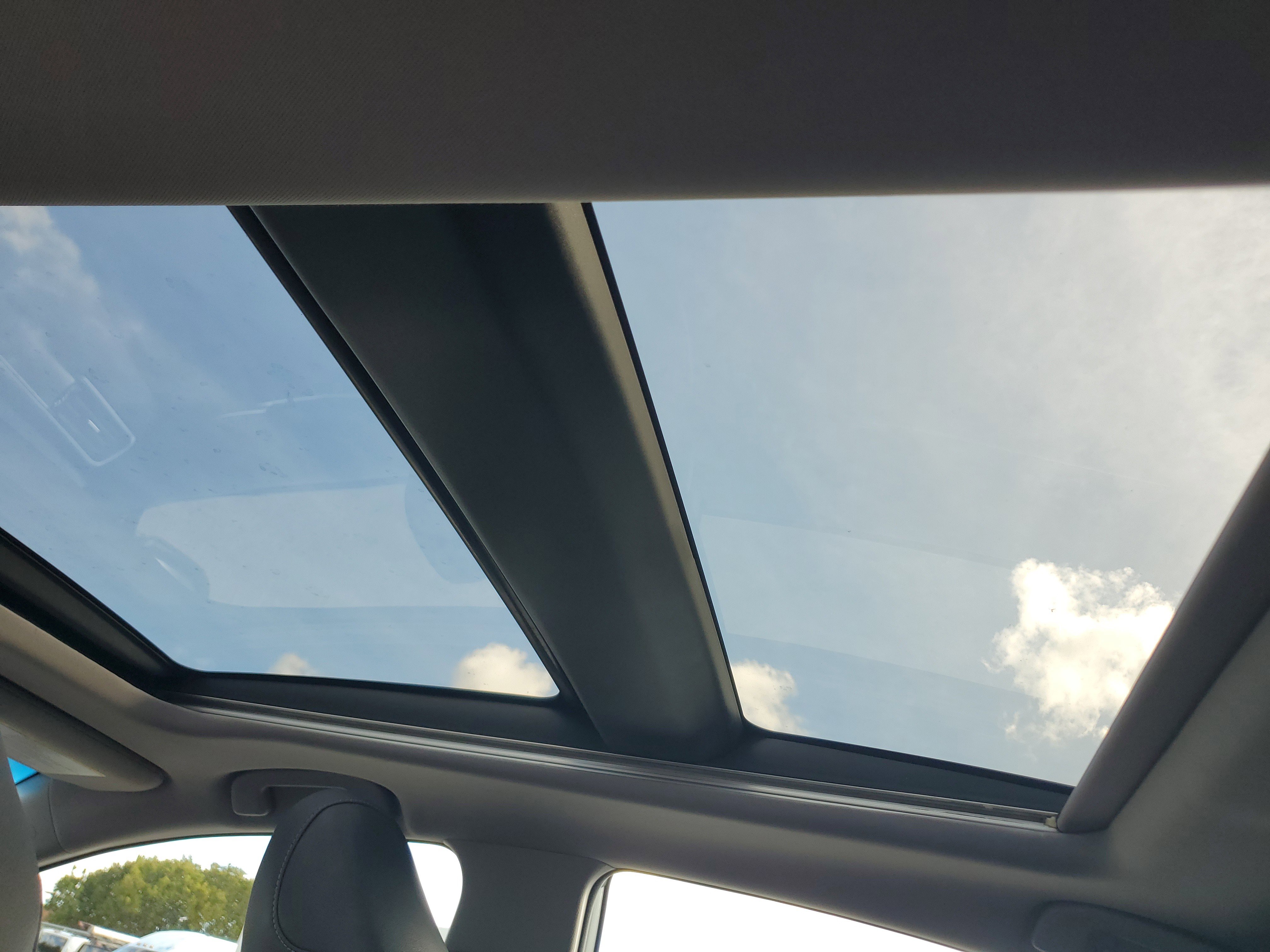 Used 2019 Toyota Camry XSE image 10