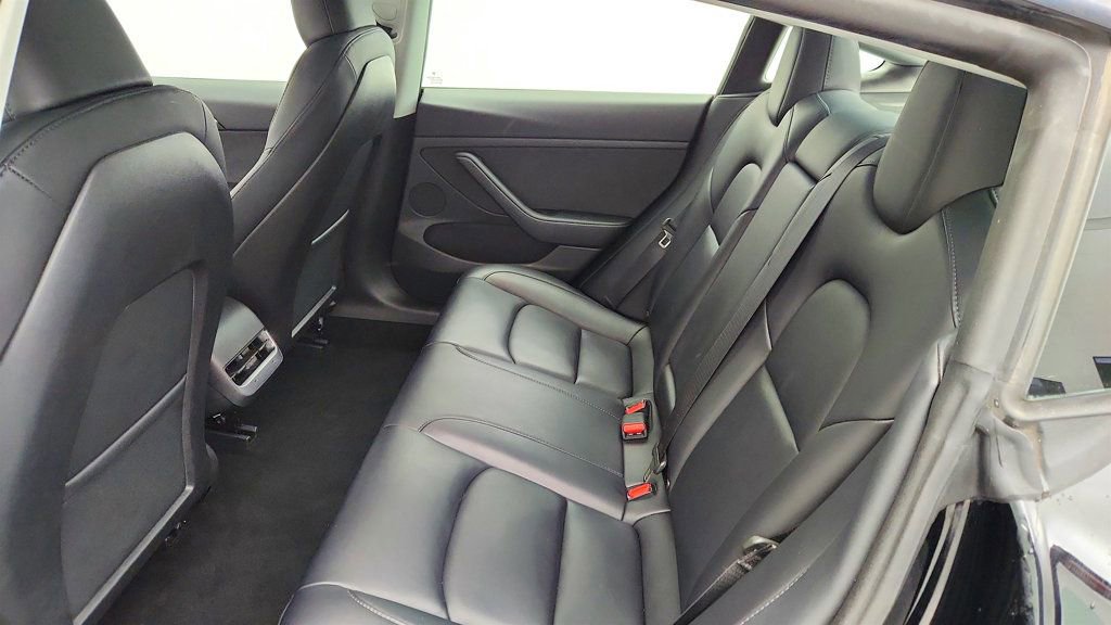 Used 2023 Tesla Model 3 Standard Range image 25
