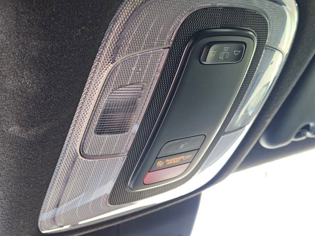 Used 2025 Hyundai Elantra SEL image 17