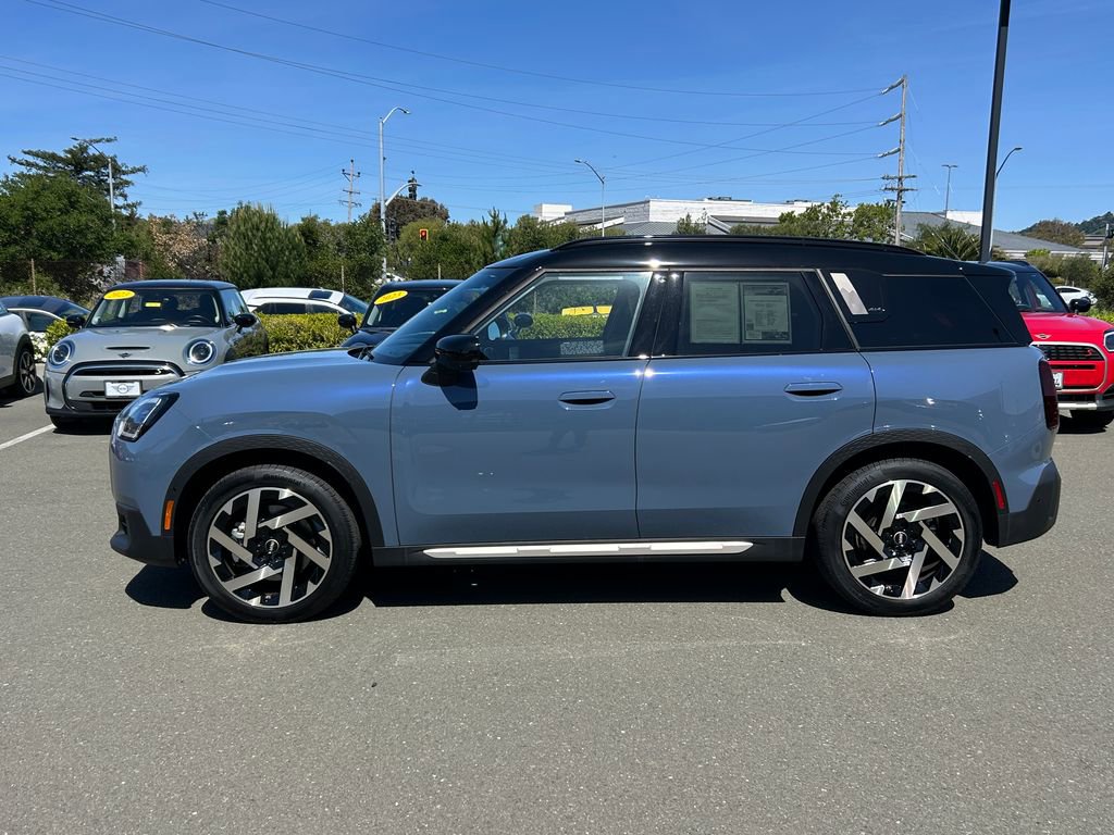 Used 2025 MINI Cooper Countryman S w/ Comfort Package Max AWD/4WD image 2