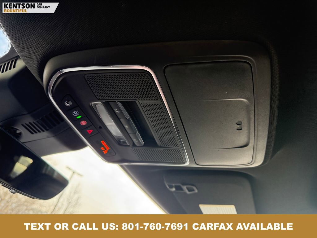 Used 2024 Chevrolet Traverse RS image 29