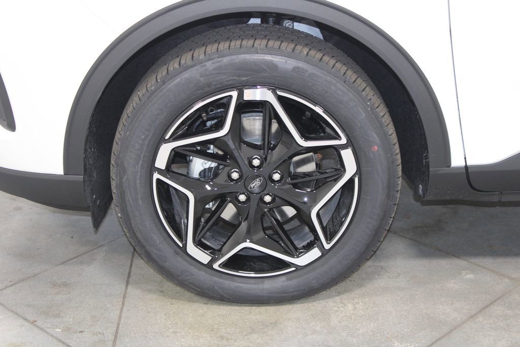 New 2026 Ford Escape Platinum w/ Premium Technology Package image 18