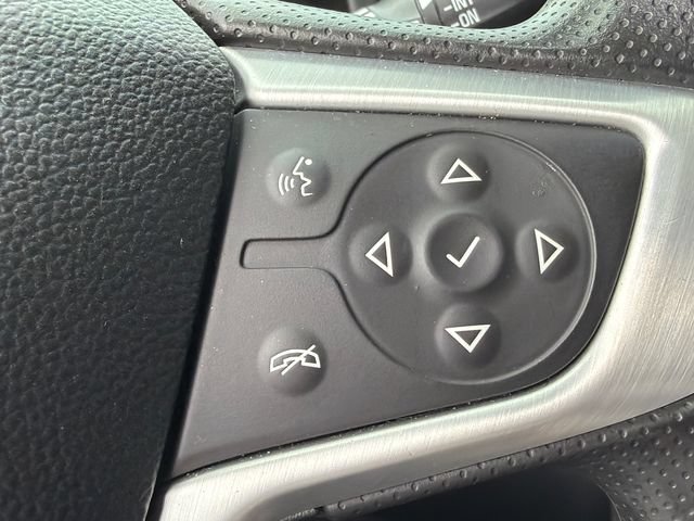 Used 2024 GMC Terrain SLE AWD/4WD image 25