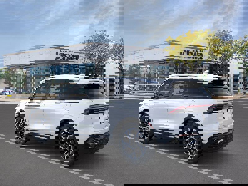 New 2026 Lincoln Nautilus Premier w/ Equipment Group 102A image 4