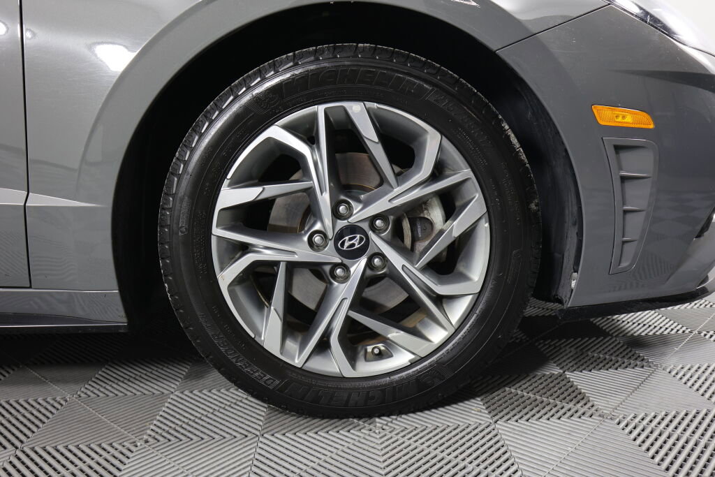 Used 2020 Hyundai Sonata SEL w/ Convenience Package image 6