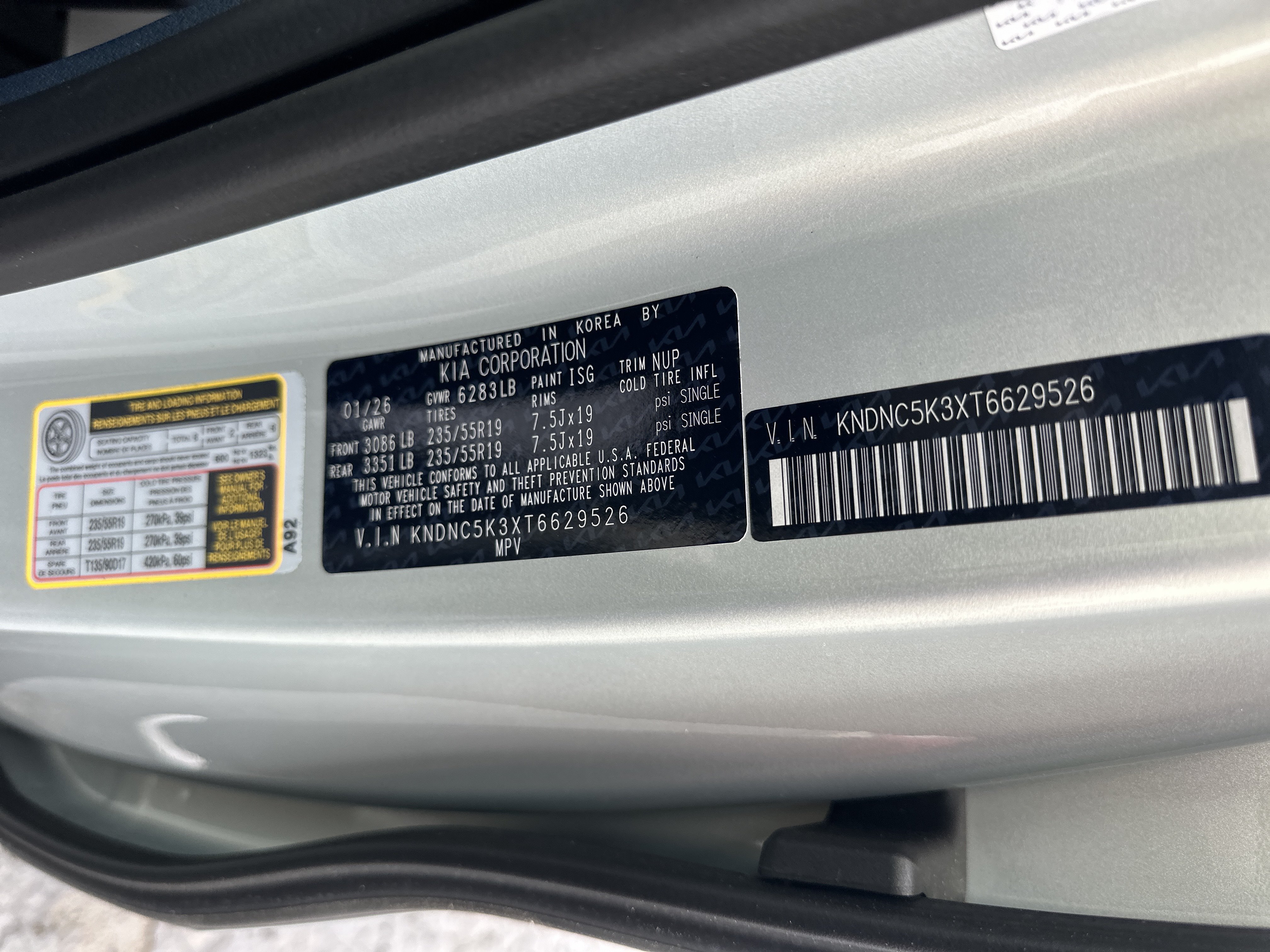 New 2026 Kia Carnival EX FWD image 39