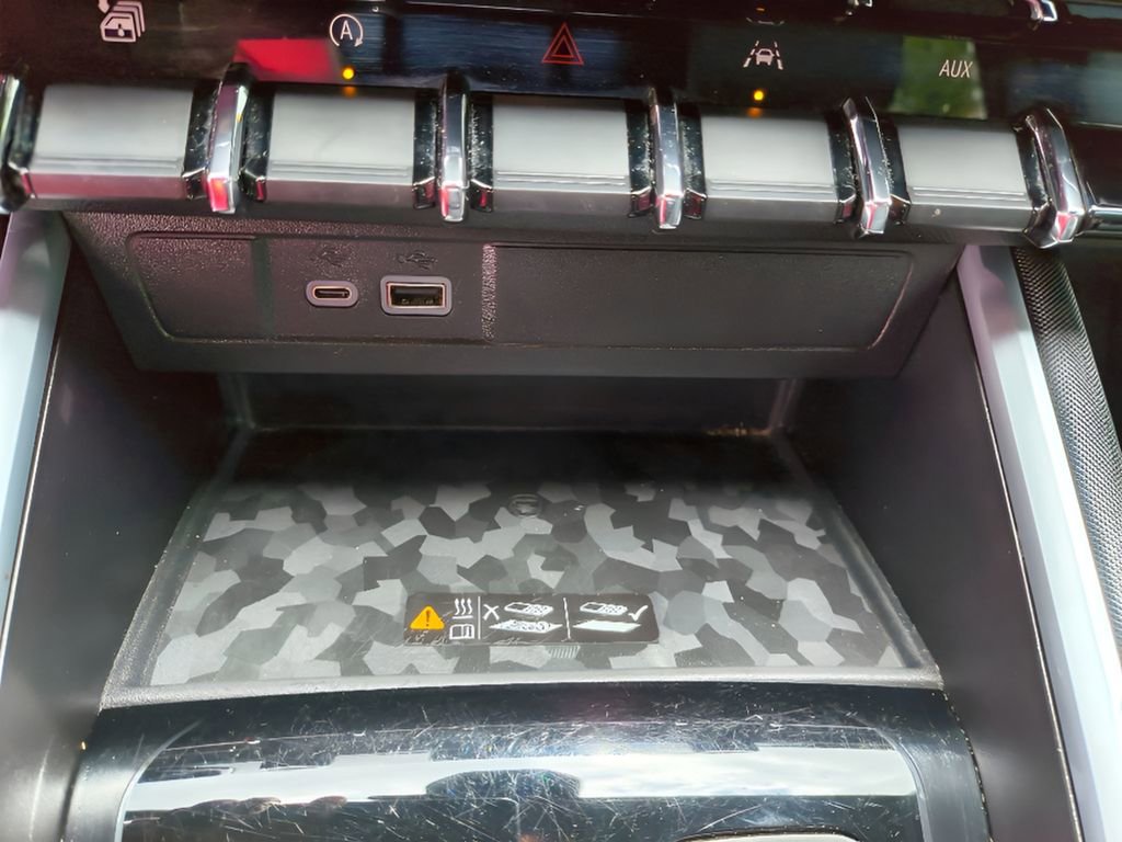 Used 2023 Chevrolet Colorado Z71 w/ Z71 Convenience Package 2 image 19