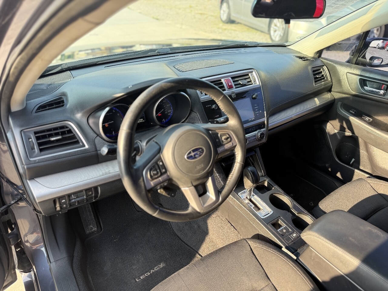 Used 2015 Subaru Legacy 2.5i Premium AWD/4WD image 16