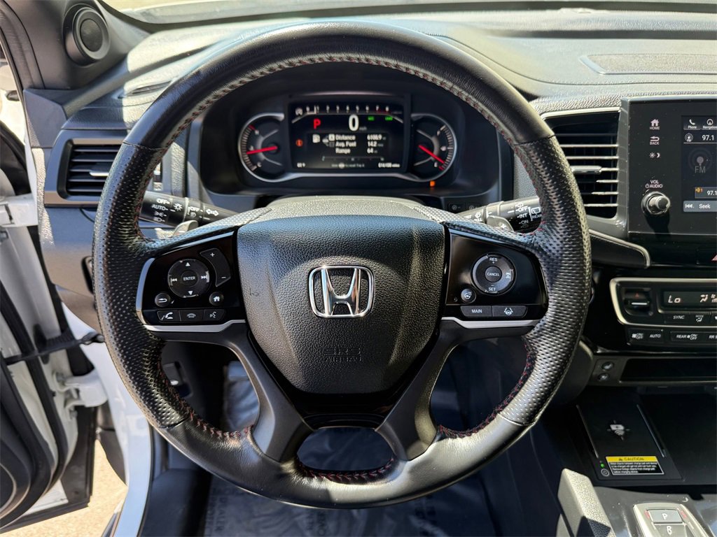 Used 2024 Honda Passport Black Edition image 17