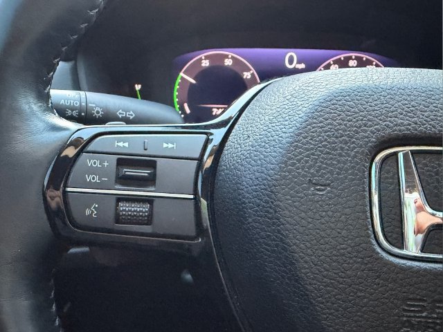 Used 2025 Honda Accord Touring image 18
