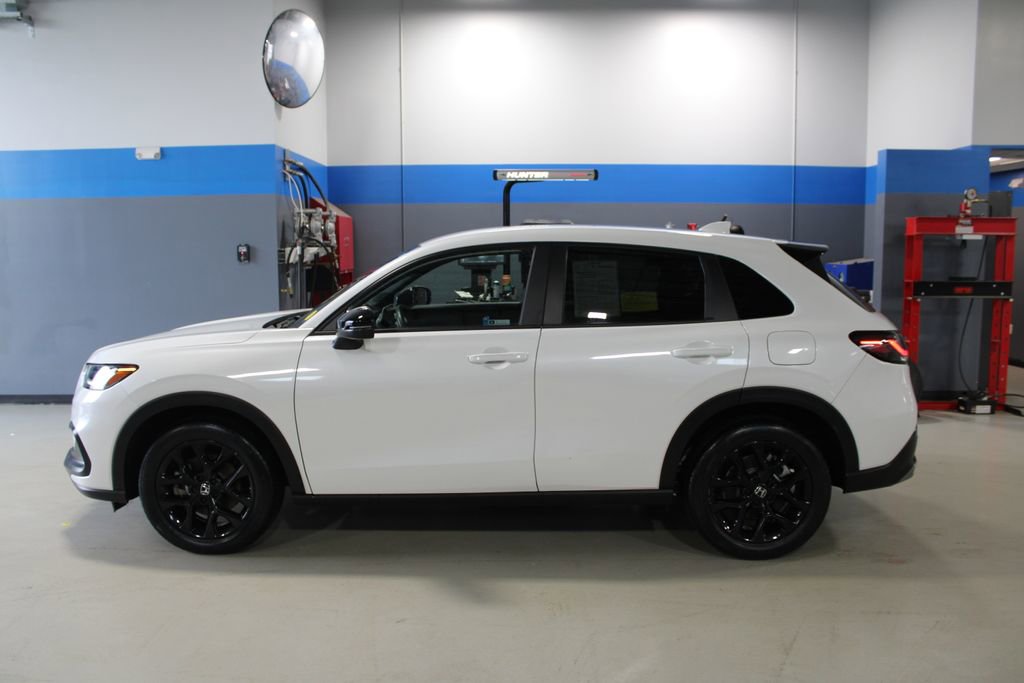 Used 2023 Honda HR-V Sport image 15