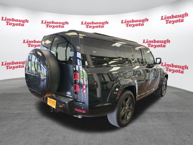 Used 2023 Land Rover Defender 130 X-Dynamic SE image 19