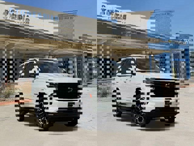 Used 2023 Chevrolet Tahoe RST w/ Luxury Package image 2