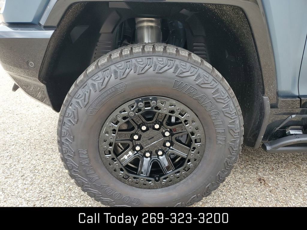 New 2024 GMC Hummer EV 3X w/ Omega Edition image 36