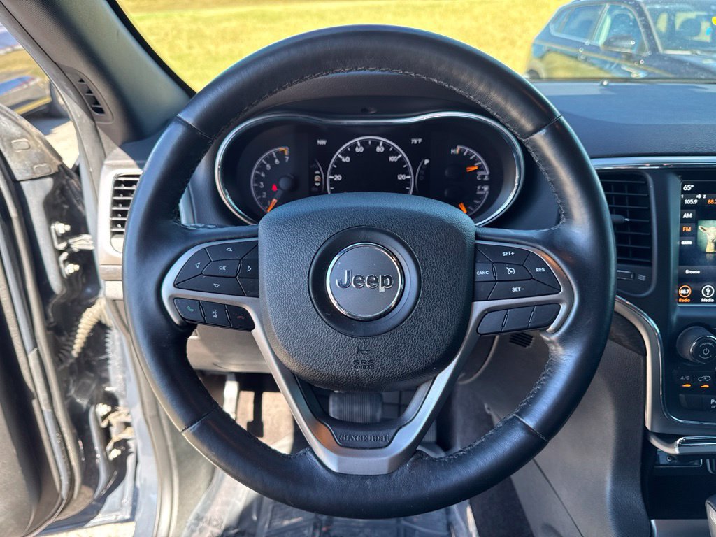 Used 2018 Jeep Grand Cherokee Altitude AWD/4WD image 14