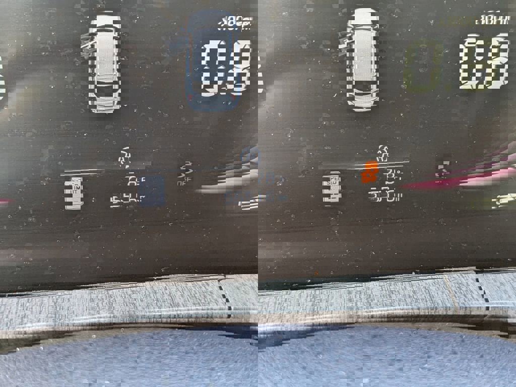 Certified 2023 Kia Telluride EX w/ EX Captain's Chair Package image 32