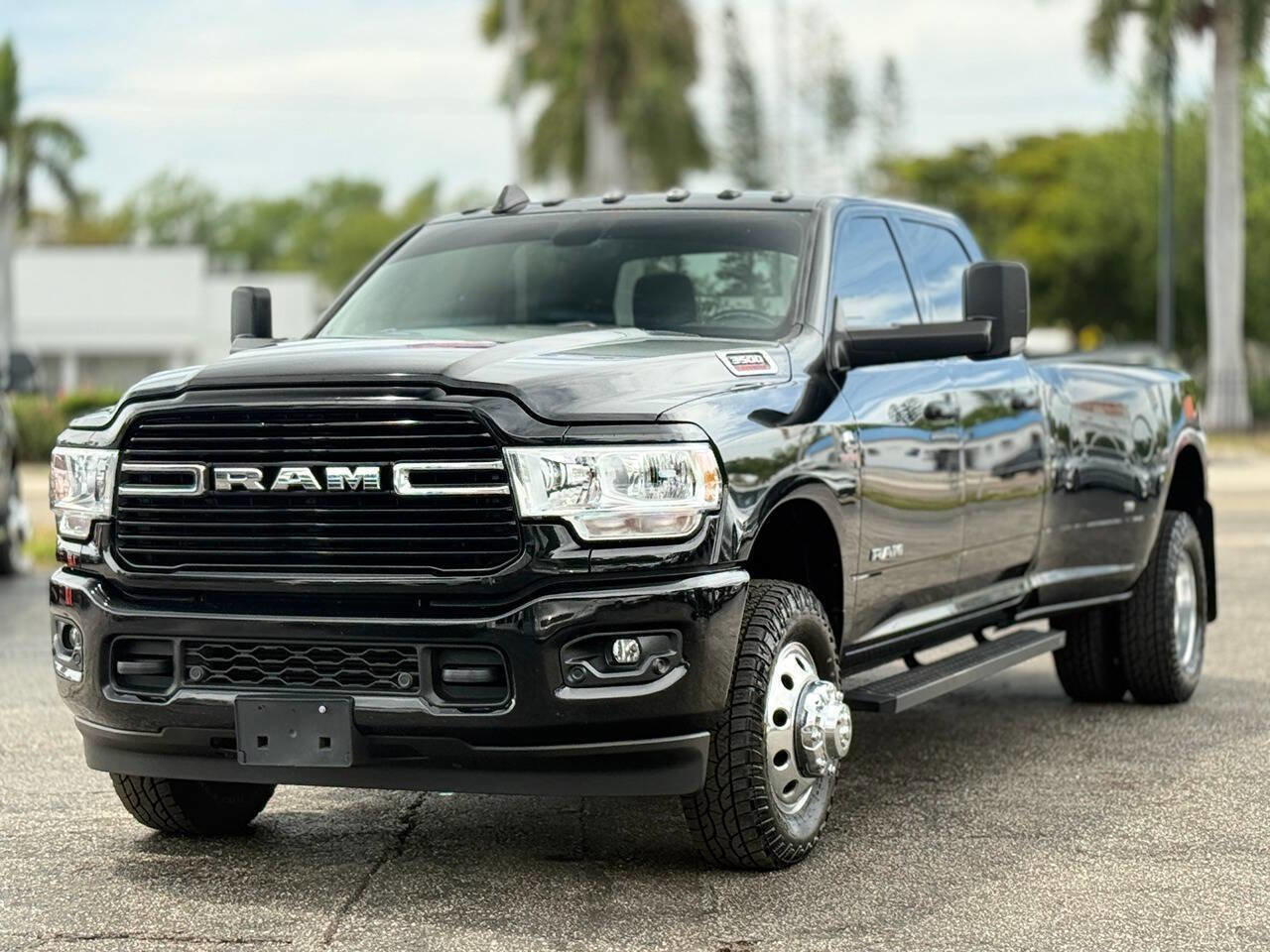 Used 2020 RAM 3500 Lone Star w/ Level 1 Equipment Group image 1