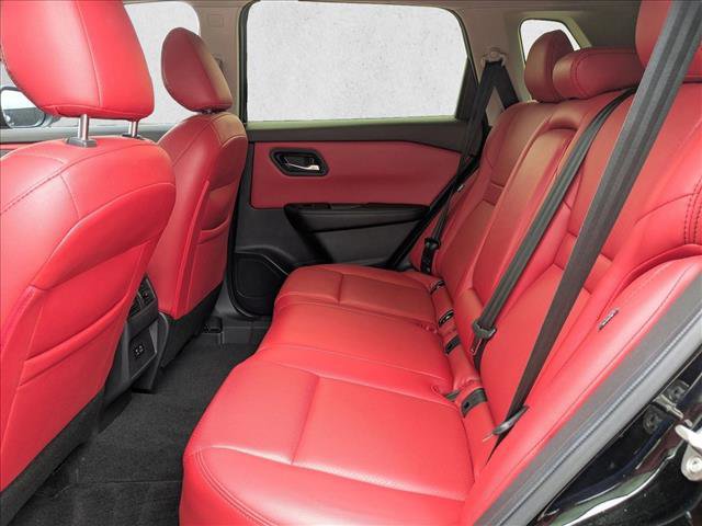 Used 2023 Nissan Rogue SV image 19