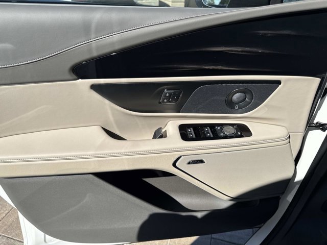 New 2025 Lincoln Nautilus Reserve w/ Jet Appearance Package image 9