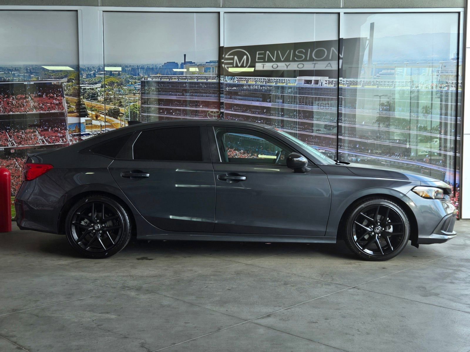 Used 2023 Honda Civic Sport image 4