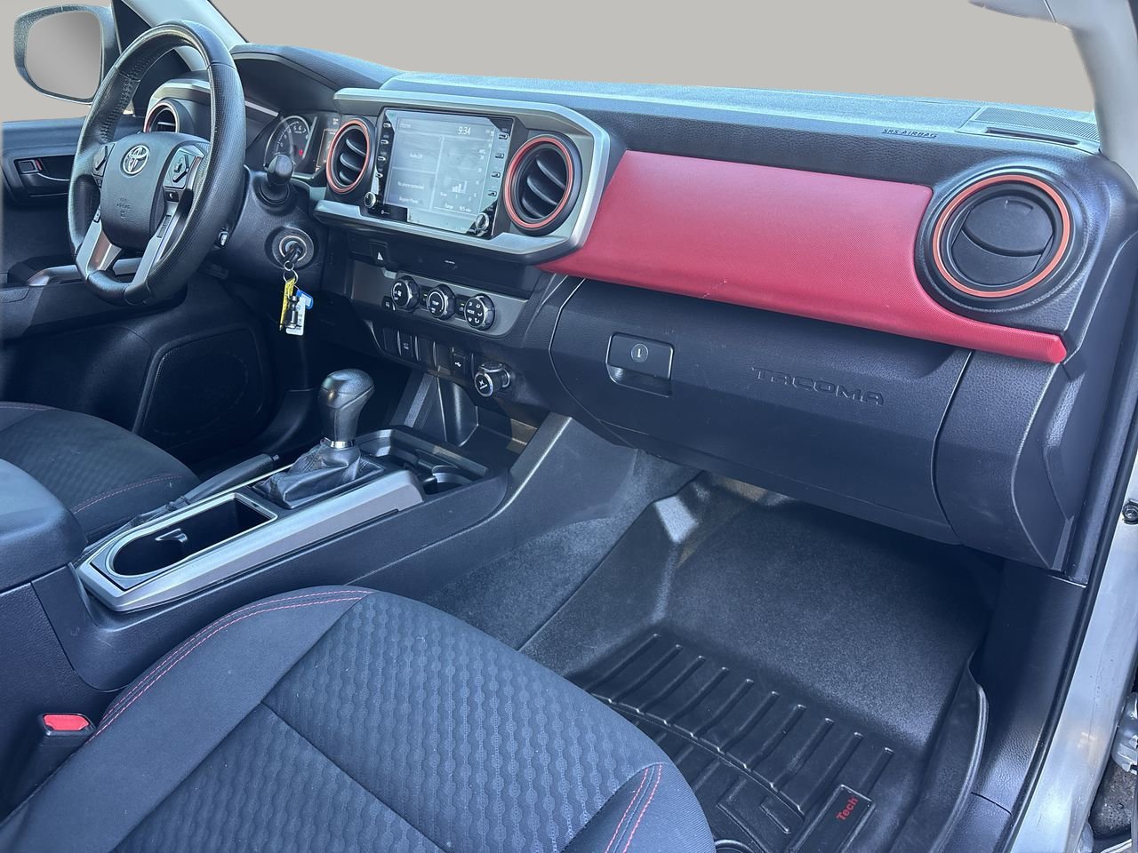 Used 2022 Toyota Tacoma SR5 image 11