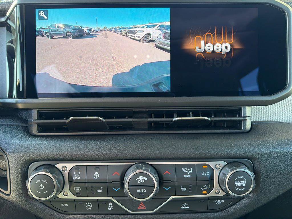 New 2026 Jeep Gladiator Sport AWD/4WD image 32