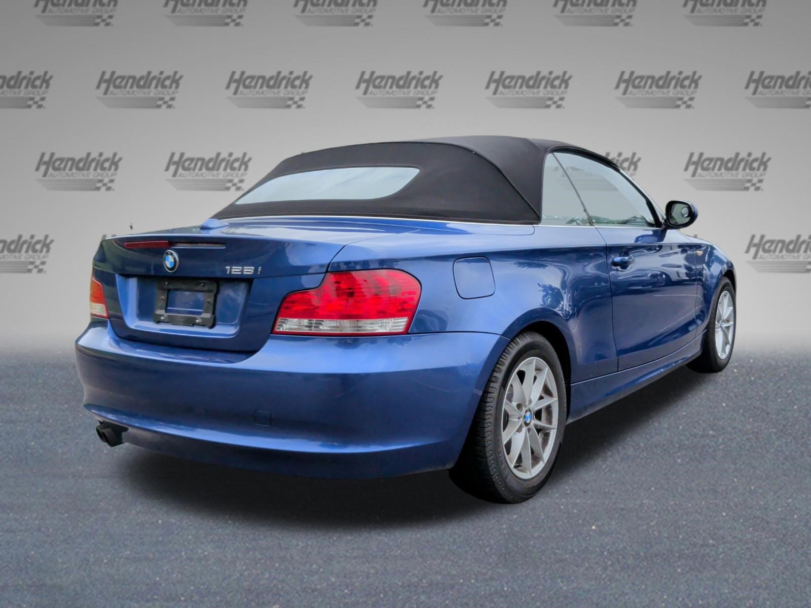 Used 2011 BMW 128i Convertible RWD image 7
