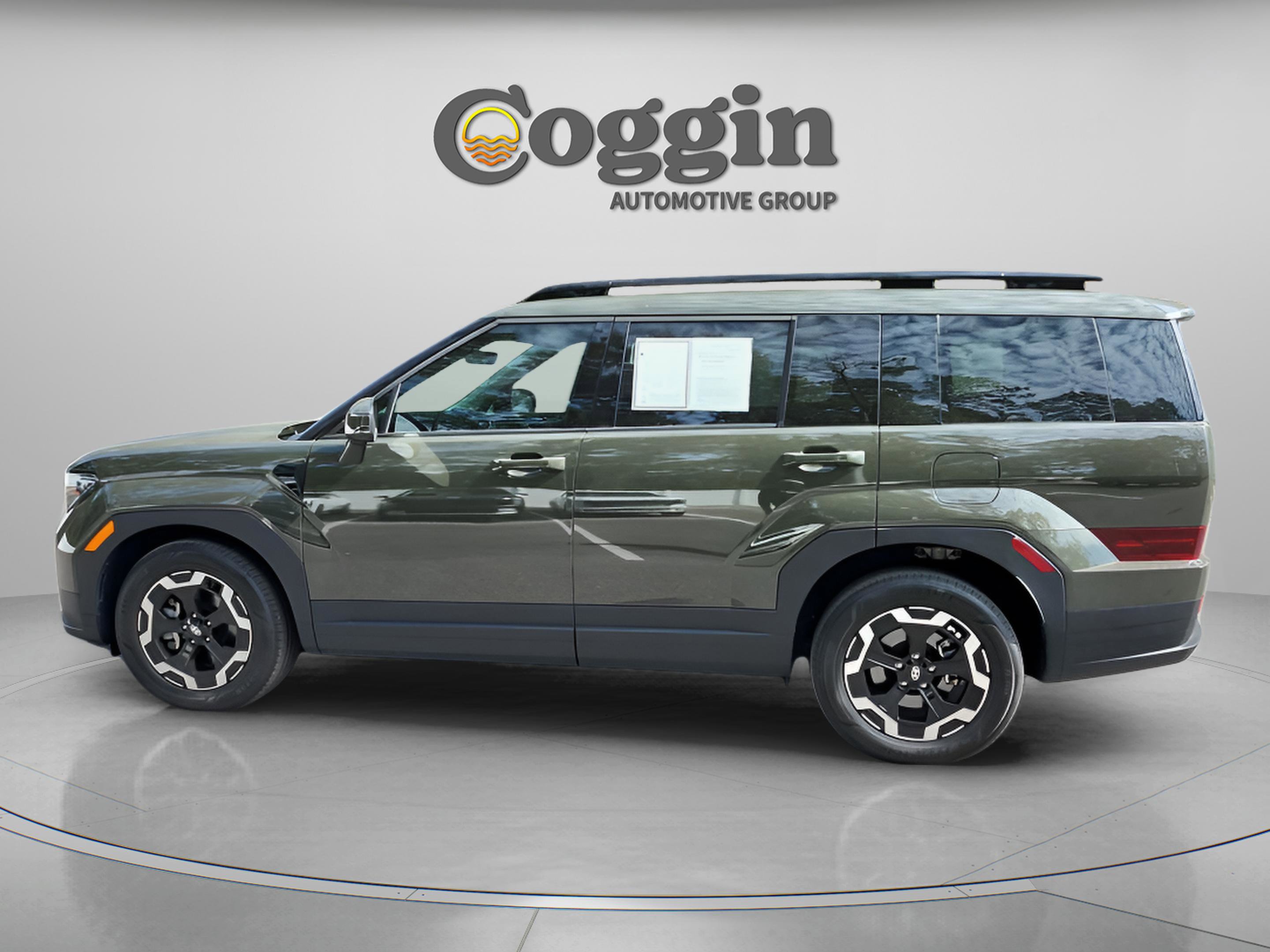 Certified 2025 Hyundai Santa Fe SEL image 3