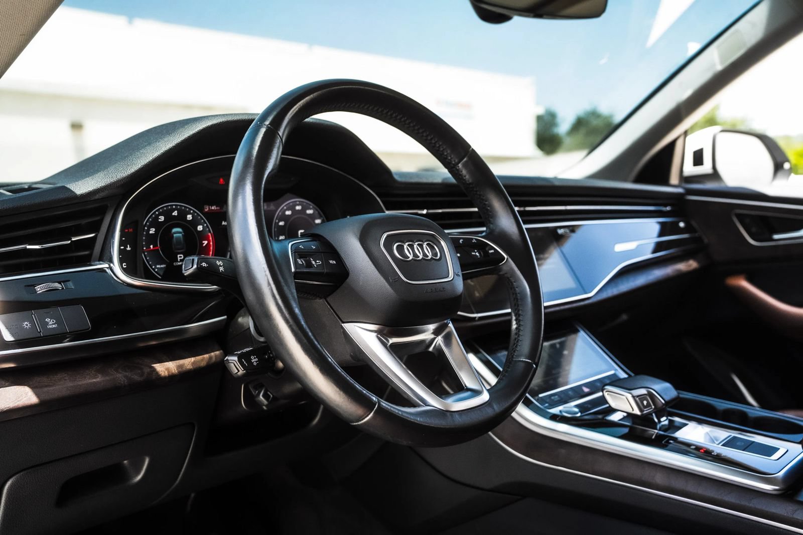 Used 2020 Audi Q8 Premium Plus AWD/4WD image 15