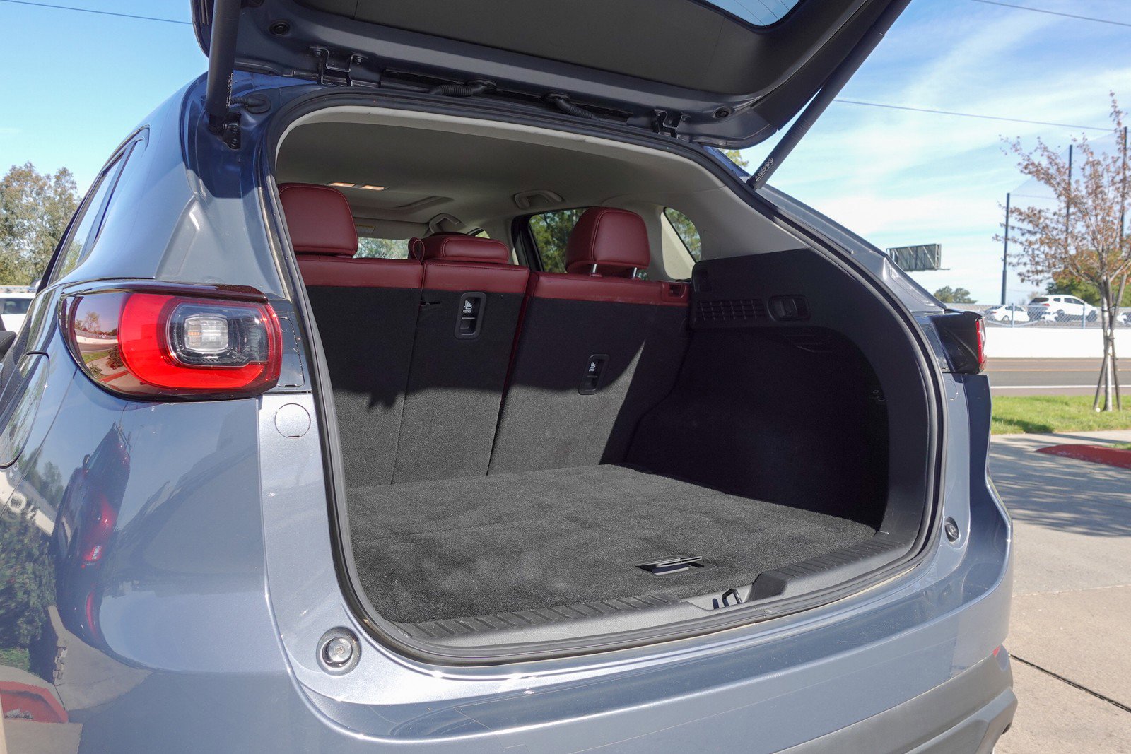 Used 2023 MAZDA CX-5 Carbon Edition image 24