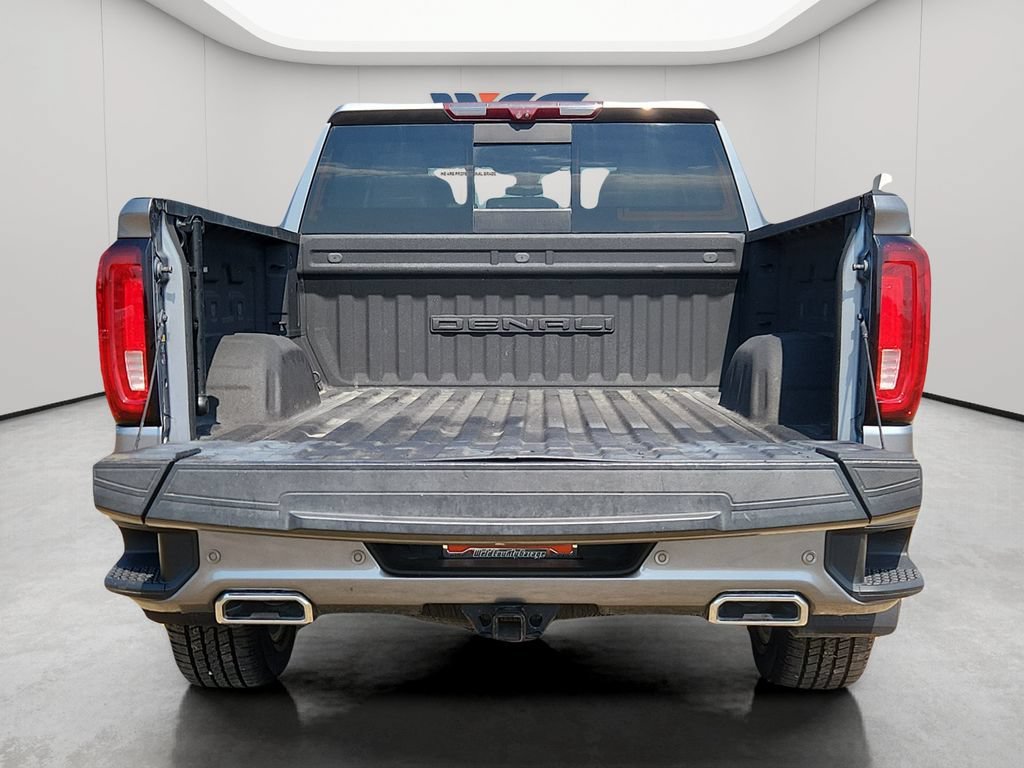 Used 2021 GMC Sierra 1500 Denali w/ Technology Package AWD/4WD image 11