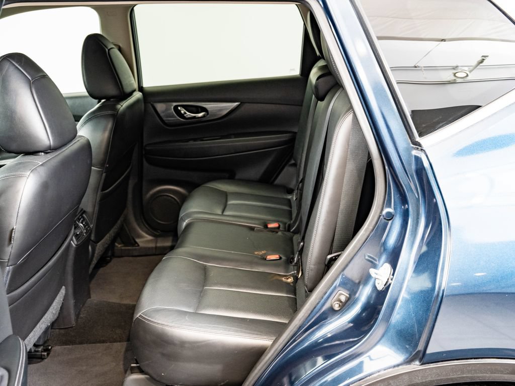 Used 2015 Nissan Rogue SL AWD/4WD image 44