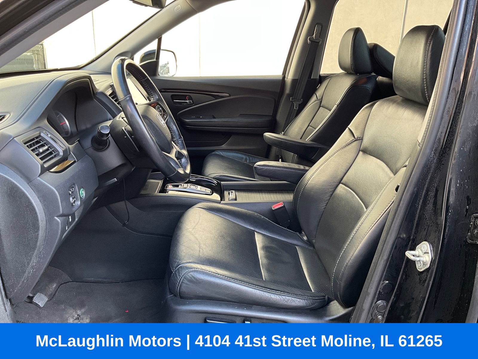 Used 2019 Honda Pilot Elite image 2