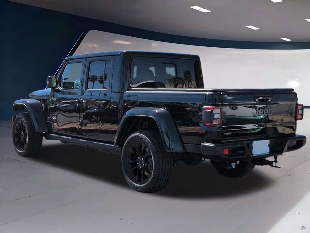 Used 2023 Jeep Gladiator Overland image 5