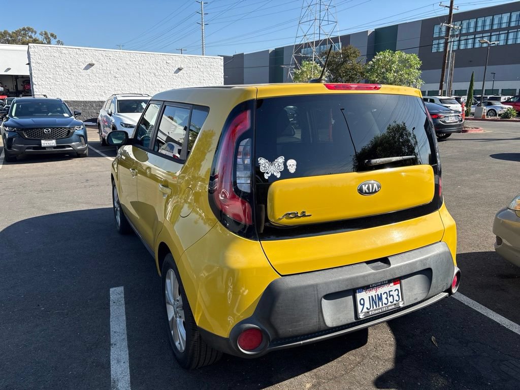 Used 2014 Kia Soul + FWD image 9