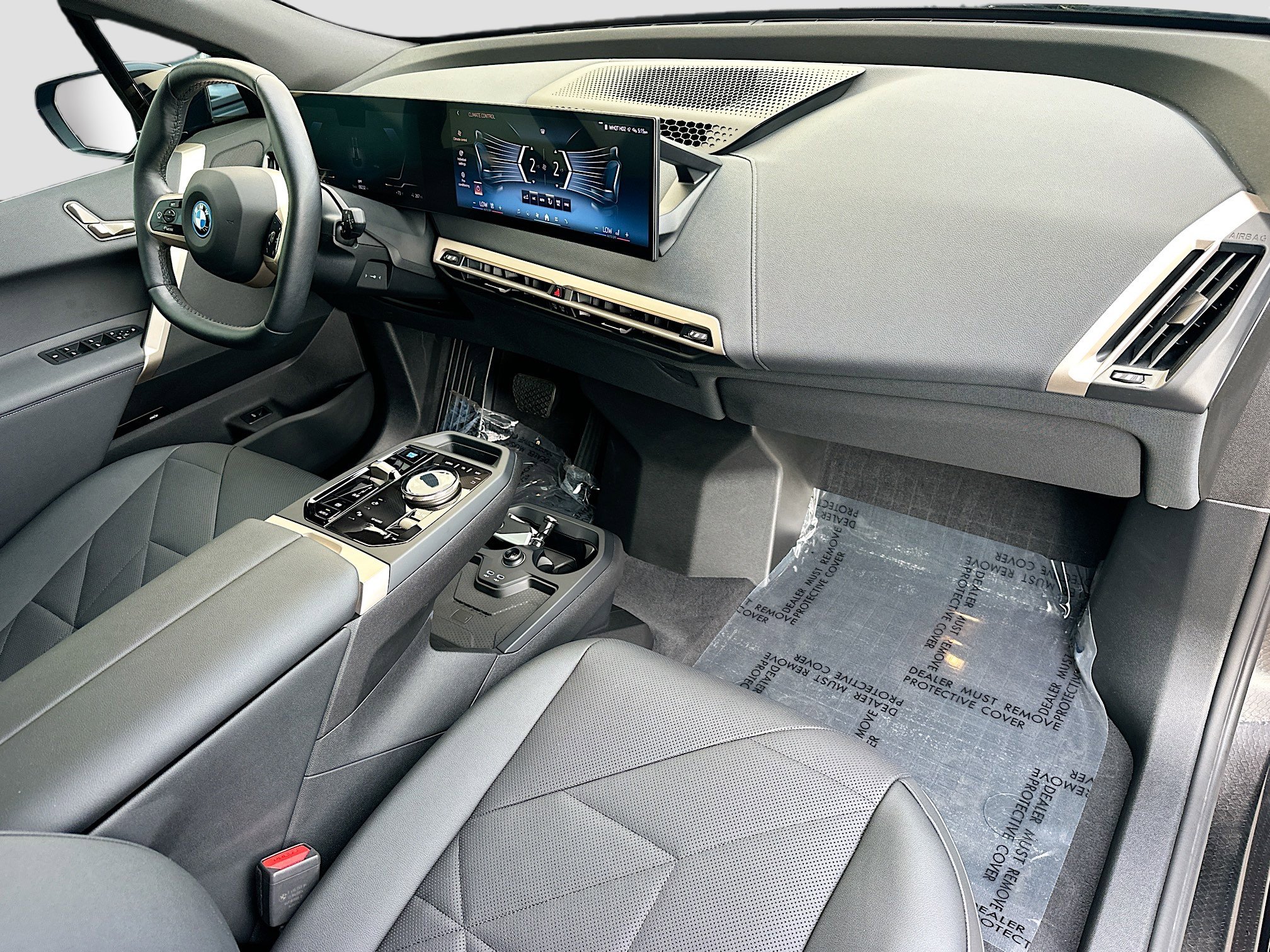 Used 2025 BMW iX xDrive50 w/ Sport Package image 34