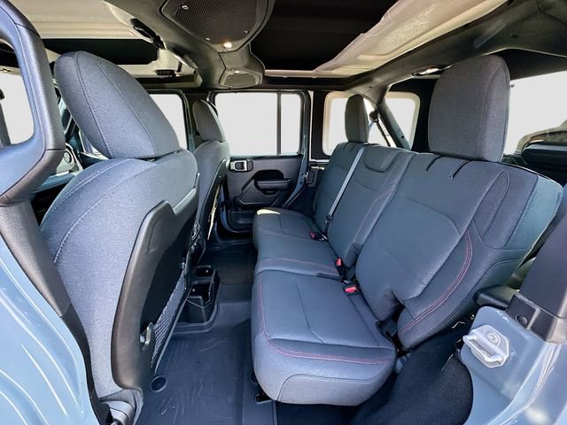 Used 2024 Jeep Wrangler Unlimited Rubicon w/ XTREMEE 35" Tire Package image 23