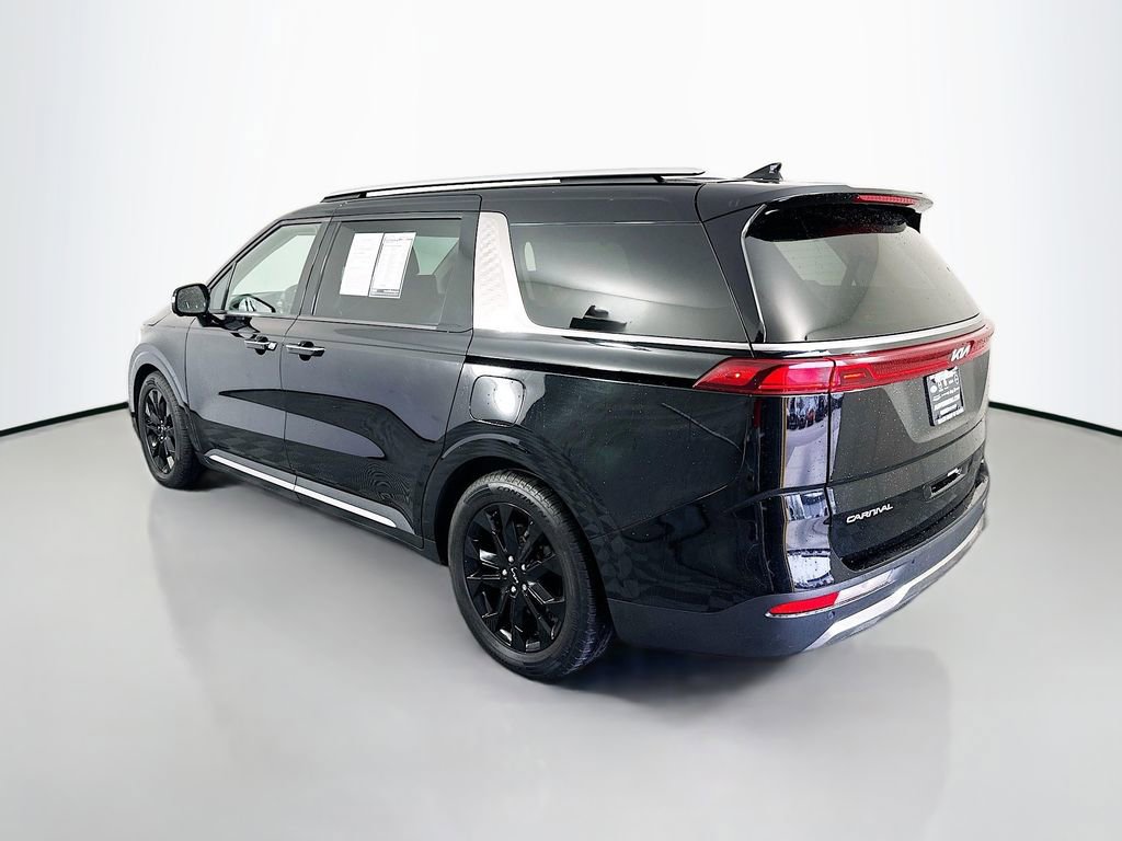 Used 2023 Kia Carnival SX Prestige image 5