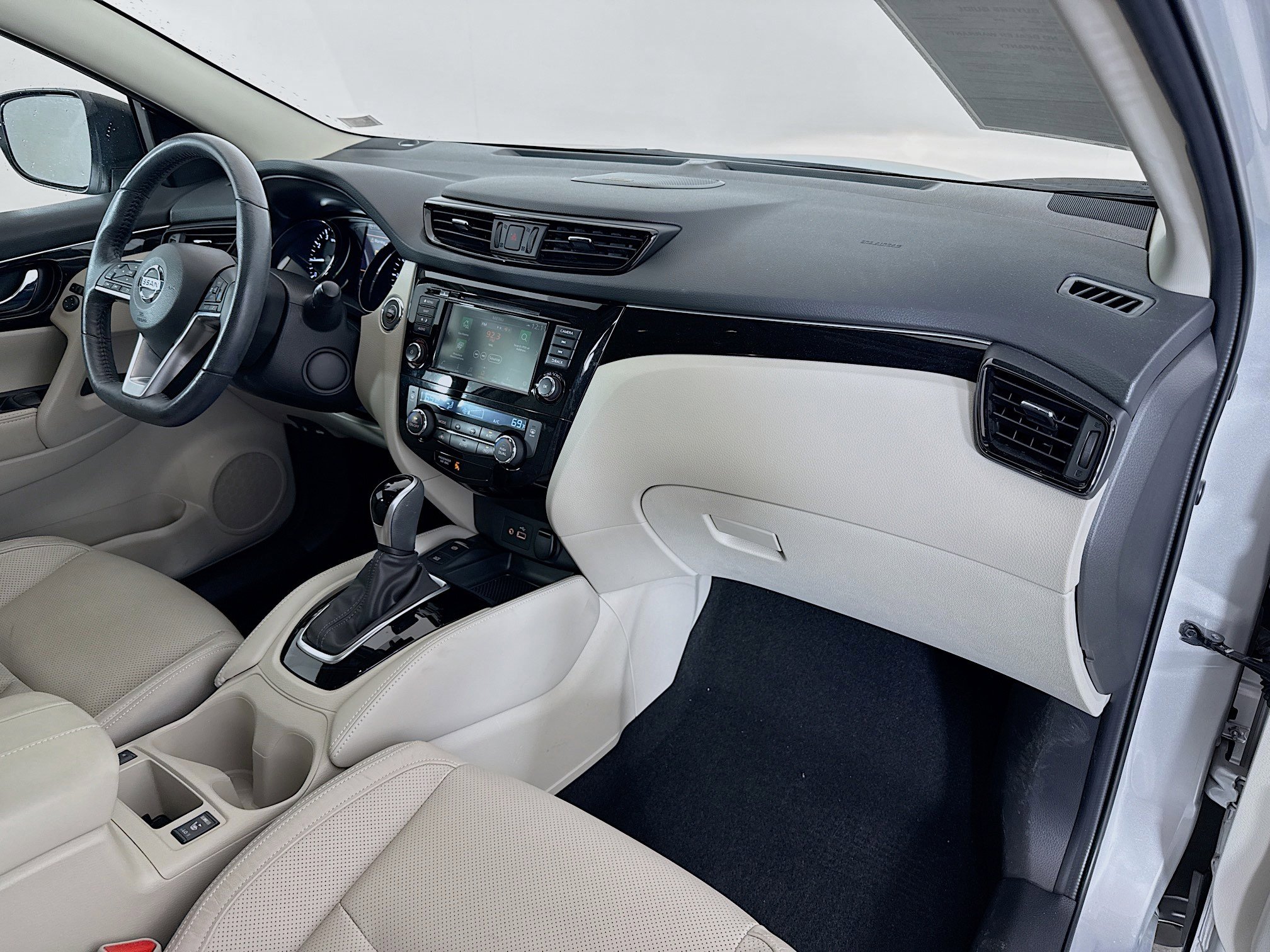 Used 2019 Nissan Rogue Sport SL image 27