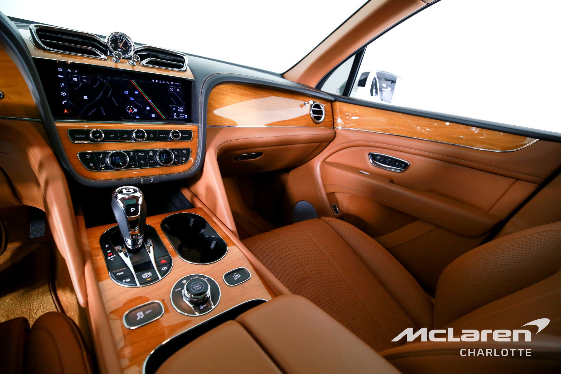 Used 2022 Bentley Bentayga image 15