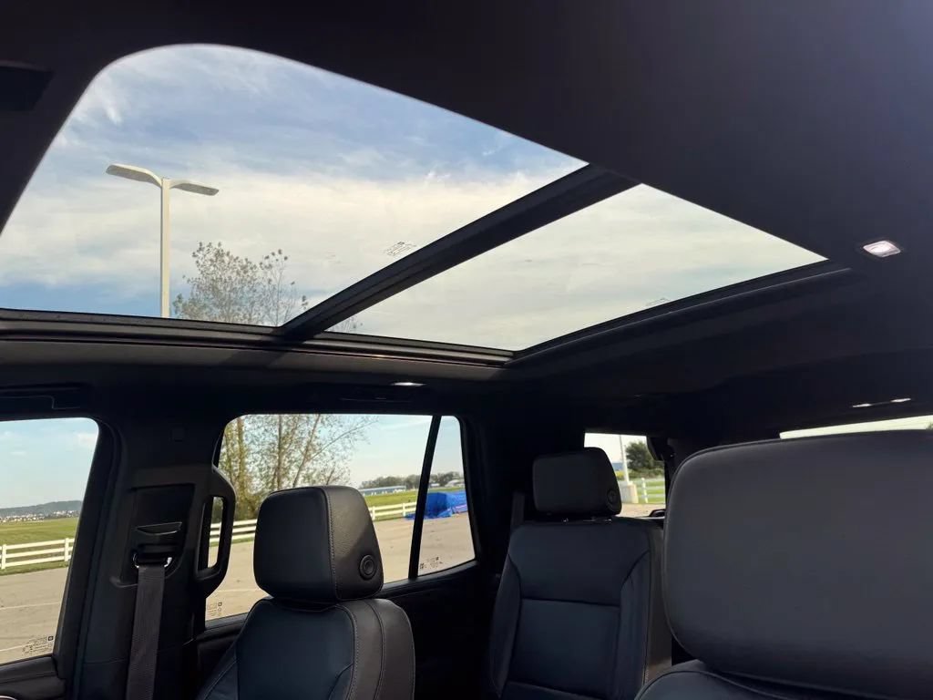 Used 2021 Chevrolet Tahoe Z71 AWD/4WD image 44