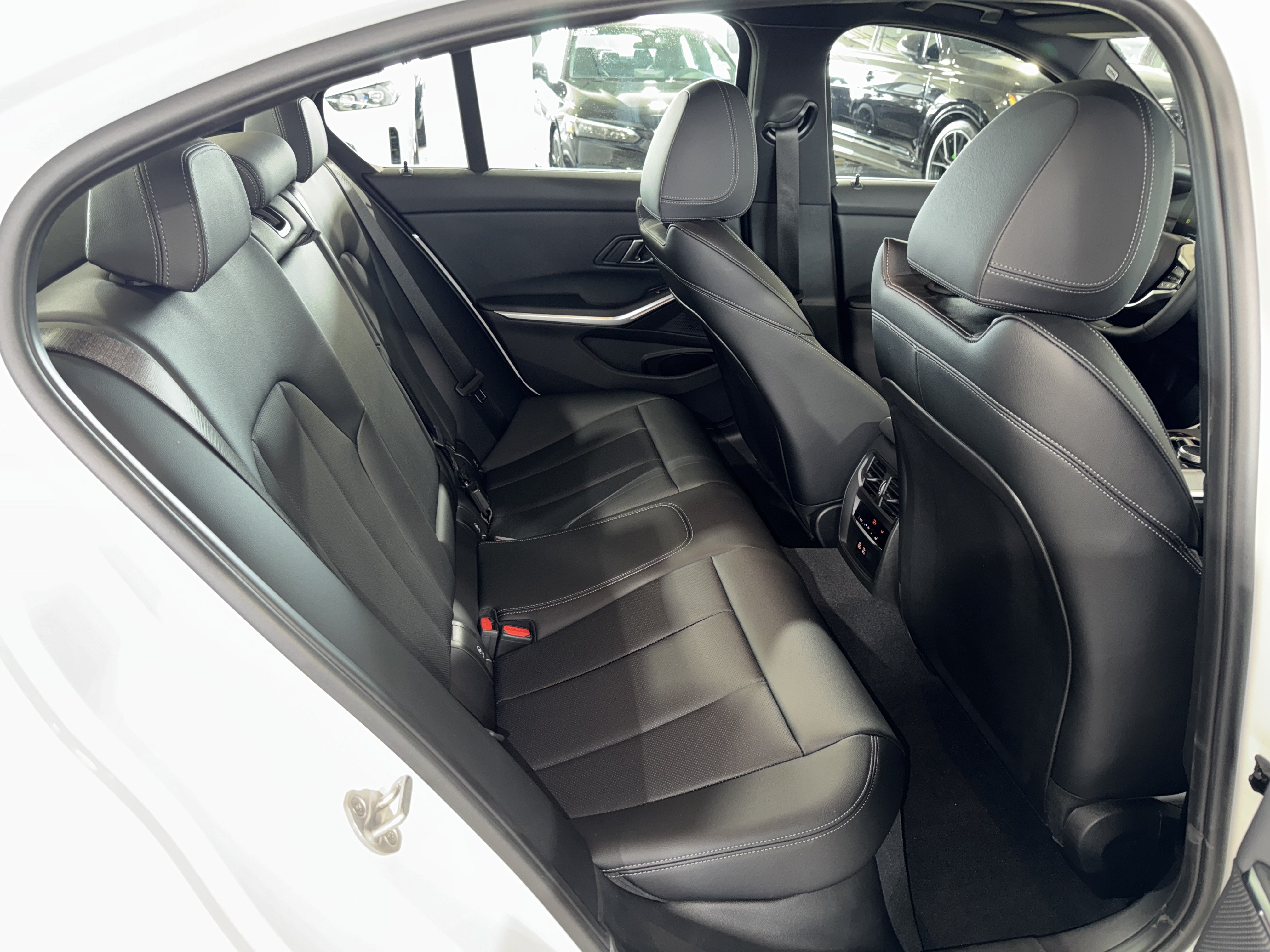 New 2026 BMW 330i Sedan w/ Convenience Package RWD image 12