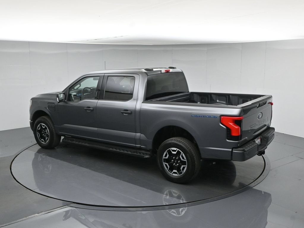 Used 2023 Ford F150 Lightning XLT AWD/4WD image 43