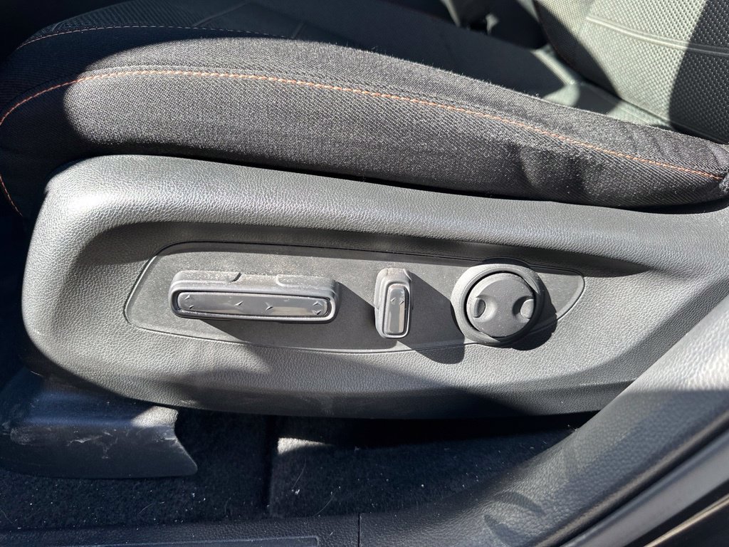 Used 2025 Honda CR-V Sport image 18