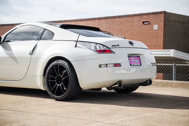 Used 2006 Nissan 350Z Coupe w/ (N93) Cargo Convenience Pkg image 42