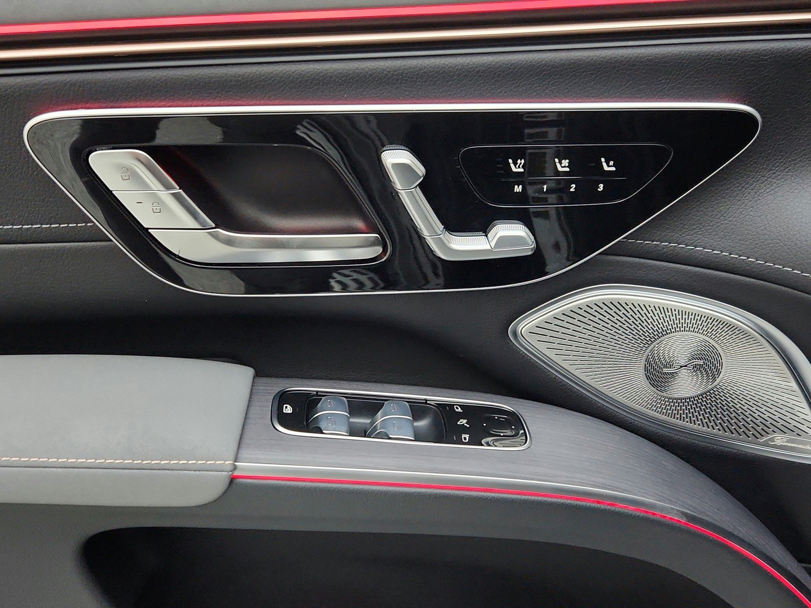 New 2027 Mercedes-Benz EQS 400 4MATIC SUV image 19
