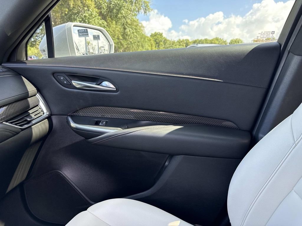 Used 2020 Cadillac XT4 Sport w/ Driver Awareness Package image 22