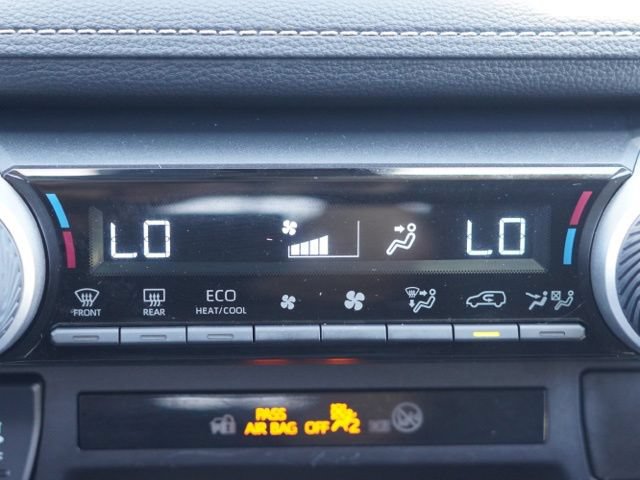 Used 2024 Toyota RAV4 LE AWD/4WD image 29