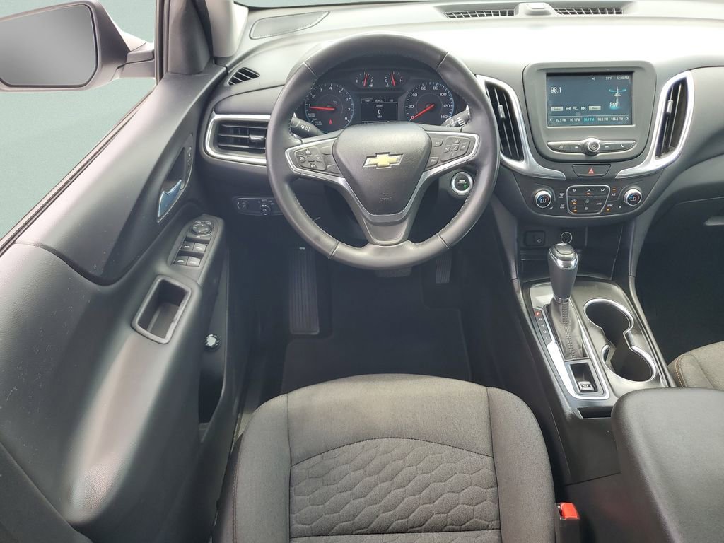 Used 2018 Chevrolet Equinox LT FWD image 12
